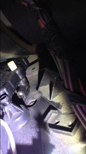BLEND DOOR ACTUATOR 2003 Ford Crown Victoria easy replacement method