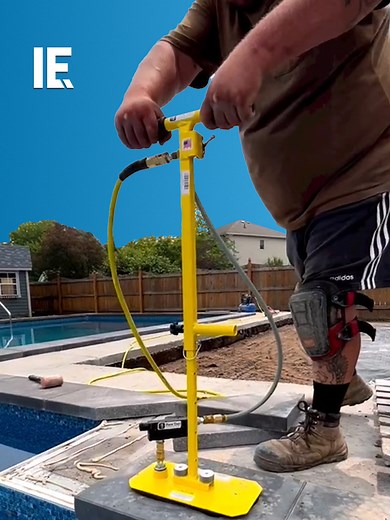 Effortless Heavy Slab Lifting with Vacuum Paver Lifter