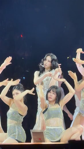 Twice #Mingjingnan #Princess👸#Paris Concert