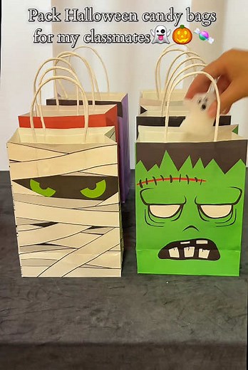 Halloween Candy Bag Packing Ideas for Classmates