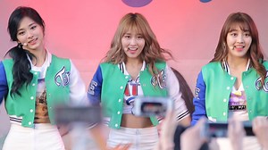 【Momo横版直拍】'CHEER UP' 薄荷蓝 @上岩 Prism Tower 游击演唱会 160507