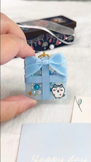 Gift box style shaker 🎁 #Crafts #Handmade goods for your favorite idol