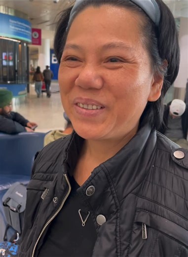 两年前今天韦娅妮落地加拿大🇨🇦这两年娅妮除了抚育孩子之外，尽心尽力学习英文，尽心尽力做事，参与了审判习近平的筹备工作，在温哥华也参与很多教会的活动和民运活动。人正直善良又真诚可爱。前一段好几位朋友私信我，责备我，说我帮忙营救的一个人“不是什么好东西”。我只想在民运同道人权捍卫者等受难时帮忙脱难，我没有能力也没有时间去考察人品呀。而且我觉得，无论如何，人有自主选择生活方式和政治立场的自由权利。