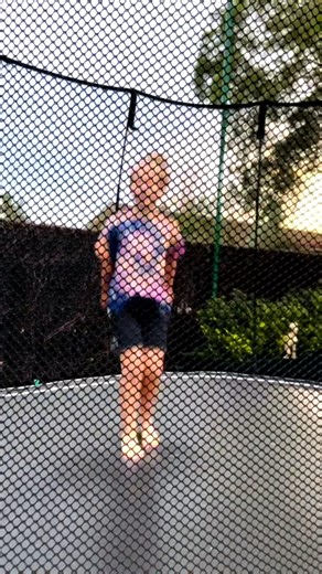 ❤️I LOVE my @springfreetrampoline_au and I have an AMAZING offer for you if you are looking to upgrade your un-safe spring-based trampoline. (https://springfr.ee/RecycleRAfb) You can now upgrade to Australia’s Safest Trampoline and save $$ in the process! Get $100 off 🚛 free delivery ♻️ free removal and recycle of your old trampoline* when you buy a Springfree Trampoline with installation. Own the only trampoline to pass the Australian Safety Standards. And have peace of mind that this quality 