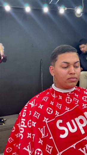 Corte clássico com risco 📏☑️ barbearia em Portugal 🇵🇹