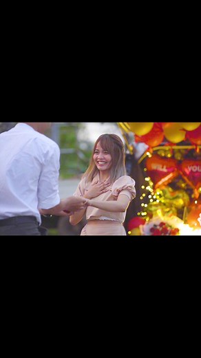 The Proposal | Chat N Surprise Flowers, Gifts & Deliveries | Gideon's Photography #theproposal #NotJustBouquet #ChatNSurpriseWay #ServingYouSince2016 | Chat N Surprise Flowers & Design