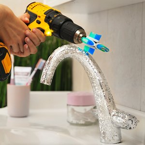 8.9M views · 23K reactions | These handmade cleaning tools are a smart way to clean up your house. 粒 | 5-Minute Crafts | Facebook