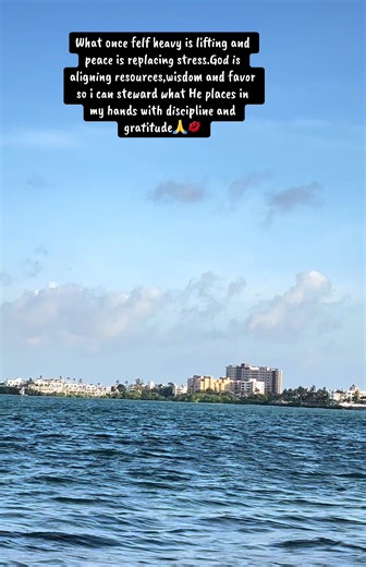 Be a piece of peace✨💋 #positivevibes #positivity #foryoupage #goviral #peace