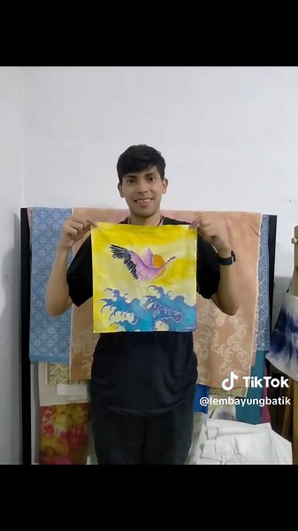 We came as strangers, left as friends. This is more than a batik workshop. It’s a space where people from different countries meet, share stories, cultures, food, and travel experiences 🌏 Through batik, we connect beyond language. Create. Share. Experience. ✨ Private workshop available 📩 DM for more information #batikworkshop #culturalexperience #indonesianculture #batikindonesia #traditionalart #travelindonesia #culturaltravel #travelandlearn #experiencebasedtravel #workshopexperience #things