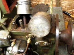 TJD Wisconsin Twin Cylinder engine video repair