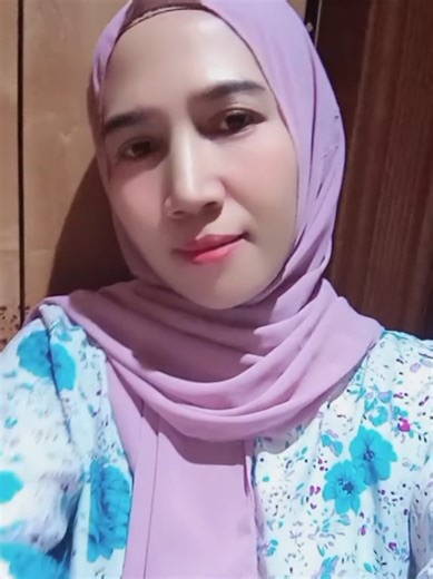 Catchy TikTok Songs That Make You Fall in Love