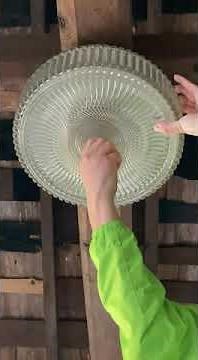 照明カバーが外せない！丸型の古い照明器具の外し方