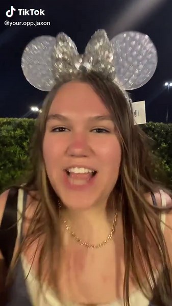 Thank you to all who helped this awesome video@Addie Collard🏎 @Alyssa @Quinn Schemenauer #disney