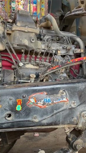 old truck engine start up and smooth engine sound#mechanic #startup #truck #shorts