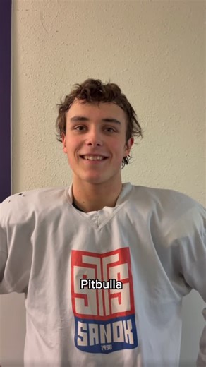 STS Sanok on Instagram: "🏒 Jedziemy dalej z serią „Poznaj bliżej naszych hokeistów”! W kolejnym odcinku - na waszą prośbę - mikrofon przejmuje #28 Maciek Czopor. Jest na luzie, są ciekawe odpowiedzi i kilka momentów, które mogą Was zaskoczyć 😄 Kilka pytań, szybkie odpowiedzi i dobra energia poza lodem. Sprawdźcie sami! 🫶 #stssanok #razemdlasanoka #sts #sportowysanok #hokej"