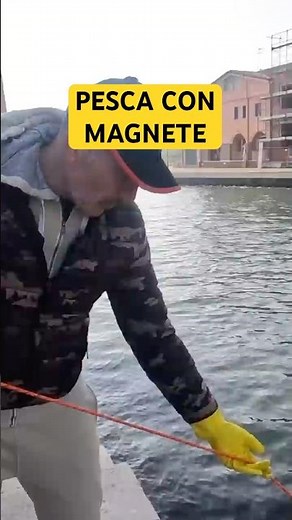 MAGNETIC FISHING, in little VENICE, in its canals #magnetfishing #metaldetecting #fishing