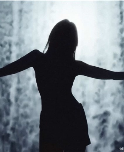 Dynamic Duo: Jennie and Lisa Powerful Edit