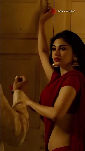 Weekend mood - Sanedo full volume! 🔊🔥#sanedo #rajkummarrao #mouniroy