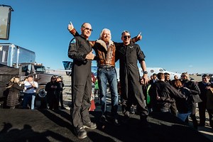 Virgin Galactic Test Flight Lands Maiden Spaceflight | Maui Now
