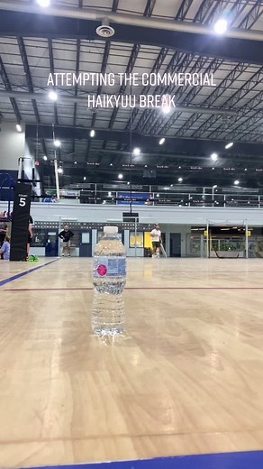 Day 2 of attempting the Haikyuu Commercial Break @jeremy_jay #volleyball #haikyuu #haikyuucommercialbreak #haikyuuvolleyball #volleyballworld #fyp