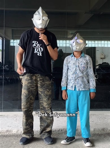 Pertarungan Antara Uang dan Topeng Ultraman