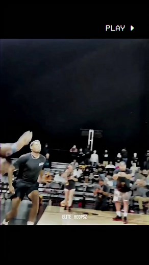 Exciting Street Basketball Alley-Oop Dunks