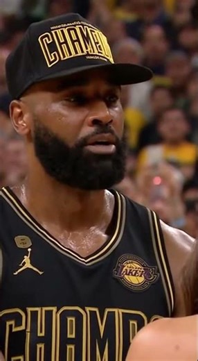 EPIC Championship Proposal: Lakers Star Drops to One Knee on Confetti-Covered Court! #Shorts #NBA