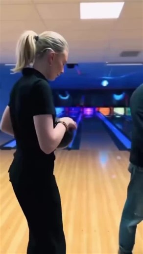 IloveMath on Instagram: "Adults tackle fourth-grade math sans calculator! Laughter and learning guaranteed. #MathChallenges #BackToBasics #BrainTeasers"