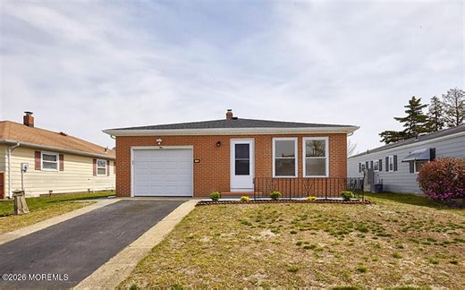9 Mirador Ct, Toms River, NJ 08757 | Estately 🧡 | MLS# 22610427