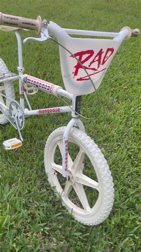 Retro 1986 Mongoose Californian BMX Bike - Relive the 80s!