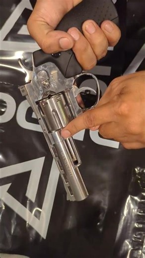 Umarex Legends S40 Revolver Airgun #shortsfeed #airsoft #bbgun #revolver357 #legend #umarexairguns