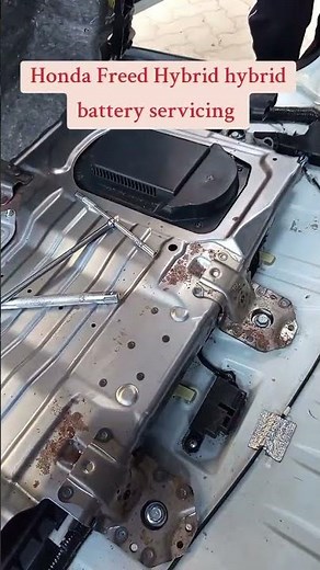 Honda Freed hybrid hybrid battery servicing