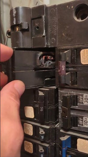 Buzzing or Popping Circuit Breaker? Warning Signs You Shouldn't Ignore