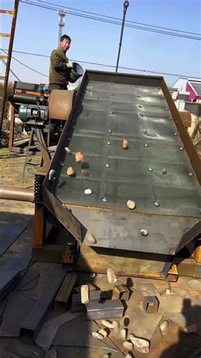 Vibrating Screen for Sale, High Efficiency and Durable Performance