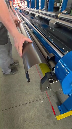 gutter rolling center SL-3-W 6 meter machine , perfect quality for each size and style. www.lima.hr #gutters #gutter #roofing #roofingmachinery