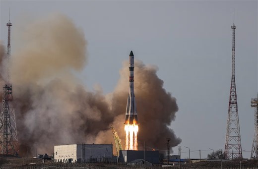 Russian cargo spacecraft faces antenna issue and requires manual docking with ISS