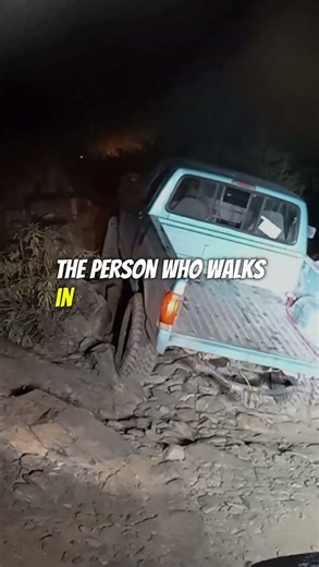 The TRUE value of CONSISTENT people in your life. 🤫 #lifeadvice #shorts