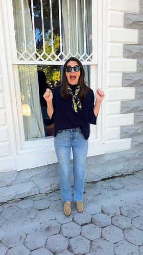 It’s timeeeeeee!🎄🏡 If you want to wake up in your new home on Christmas morning, now’s the time to start looking! We’ve got the hot cocoa, the Christmas playlists, and the perfect homes waiting for you — call one of our agents today to find your dream home just in time for the holidays!🎁🎅🏼🔑 📲 334-887-3425 💻 www.firstrealtysales.com | First Realty Sales