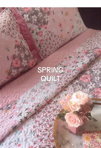 Beautiful Spring Patchwork Quilt Display