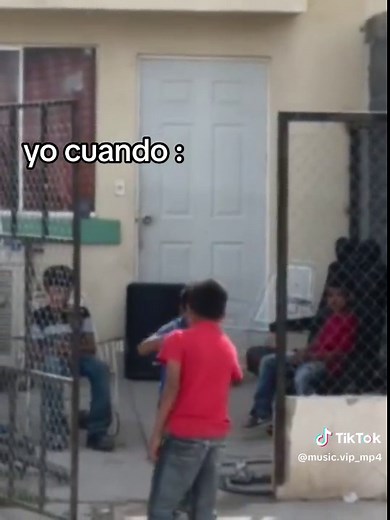 Mis Compas Tocando 'Dame Amor' - Canción Clauchil