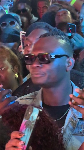 Vidéos de 31 Déc happy birthday to me (@creativestudiooff) avec son original - 31 Déc happy birthday to me