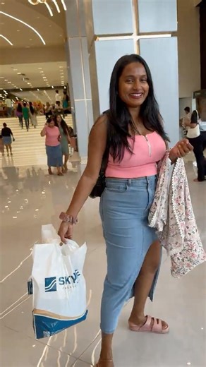 මේ දවස්වල හැමෝම අවුරුදු Shopping යන මාලඹේ Sky One එකට අපිත් ගියා (2026.04.04) #skyone #malabe #vini