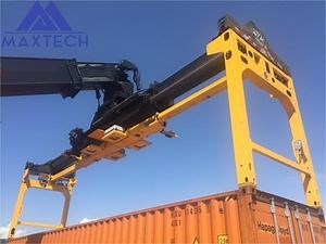 [Hot Item] Over Height Frame Containter Spreader with Solar Panel Driven by Green Energy Environmentally Friendly and Efficient