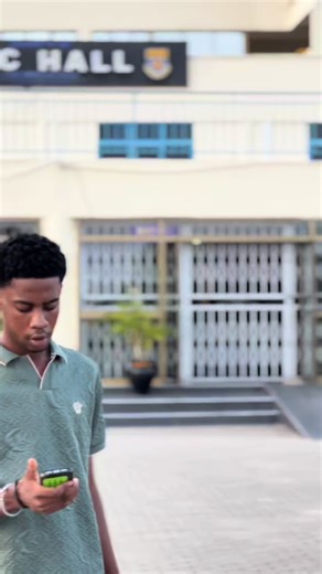 When the settings over you 😂😂😂@Big.austinn @Trent🏴󠁧󠁢󠁥󠁮󠁧󠁿〽️❔❕ @Fazio Fernandez🇬🇭🇳🇬 @trapsky @MR.ASANTE 🩸😎 @Prempeh👑🇬🇭 #ucc #viral #ghanatiktok🇬🇭 #fypシ゚ #interview