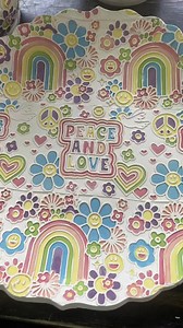 🌈Color flooding! Learn this fun underglaze technique with my tutorial on ClayShare! 👉Download the ClayShare app or click on the link below. http://www.clayshare.com/videos/flooding-texture-with-underglazes #madewithclayshare | Clayshare