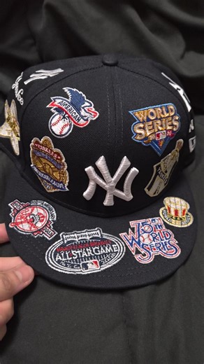 New Era Flat Brim 59FIFTY All Over Logos New York Yankees MLB Navy Blue Fitted Cap