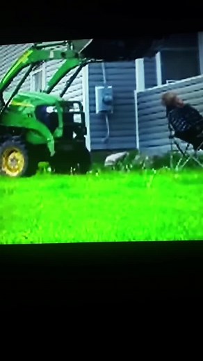 Tractor Prank !#mikonyoutube #comedy #funny #tiktokviraltrend #viralin24hours #fypusa #popular #thewildschallenge #viralin1minute #comedy #tiktokvira