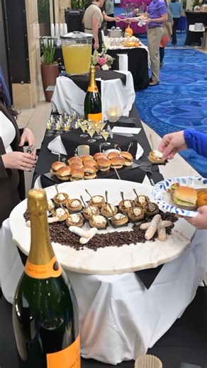 🍂 A Delicious Success: Taste of UTB 2025 🎃 Thank you to all our valued Union Trust Building tenants who joined us for this year’s Taste of UTB on October 22! The lobby was buzzing with energy as guests picked up their party passports and made their way through participating restaurants, sampling delicious bites, refreshing drinks, and plenty of fall-themed fun. 🌟 From savory flavors to sweet surprises, every stop on the tasting tour highlighted the amazing dining options right here in our bui