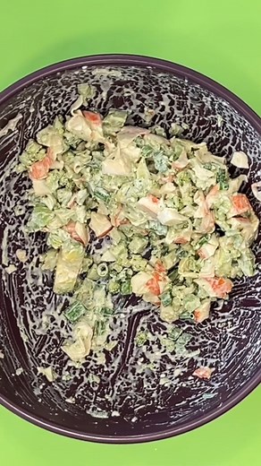 Delightful crab and avocado salad #salads #crab #easyrecipes #refreshingfood #yum | Jacky and Olivia’s Kitchen