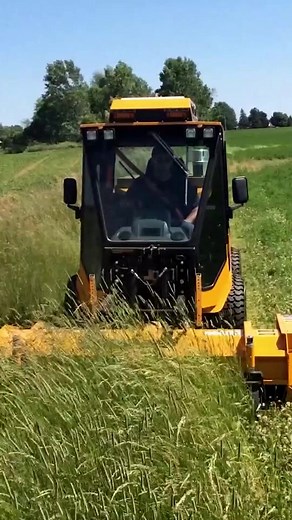 When a traditional mower just won't cut it, try a flail mower. Our Front Flail Mower attachment is 74" of pure power, ideal for tackling heavy grasses, weeds and scrub. Explore the Front Flail Mower: https://buff.ly/38mAcvo #TracklessVehicles #FlailMower #LawnCare #LawnMaintenance #SidewalkTractor #MunicipalTractor #MunicipalMower #FrontFlailMower | Trackless Vehicles